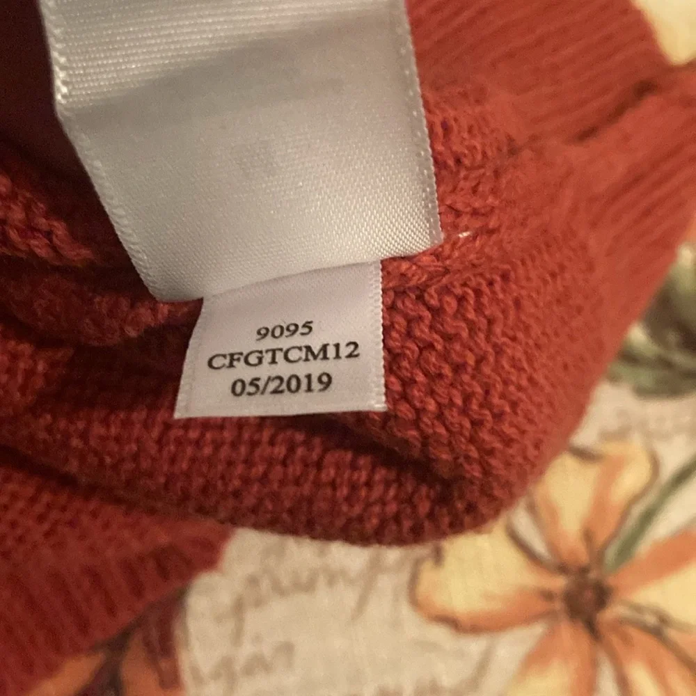Aeropostale‎ Off-Shoulder Red Sweater